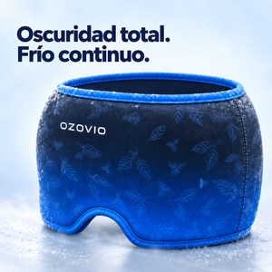 Máscara antimigraña OZOVIO azul cubierta de escarcha, lista para usar al salir del congelador